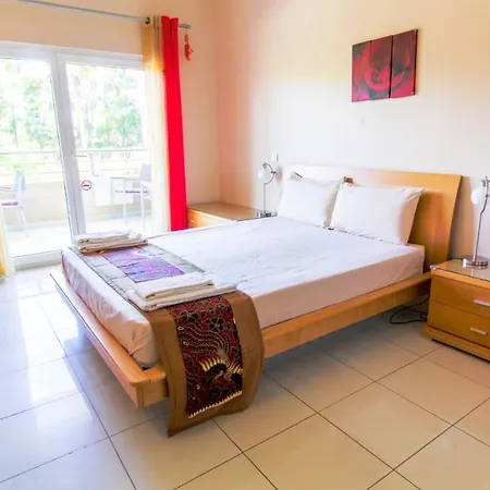 #141 Quinta Da Barracuda C02 Flat By Holidays * Albufeira